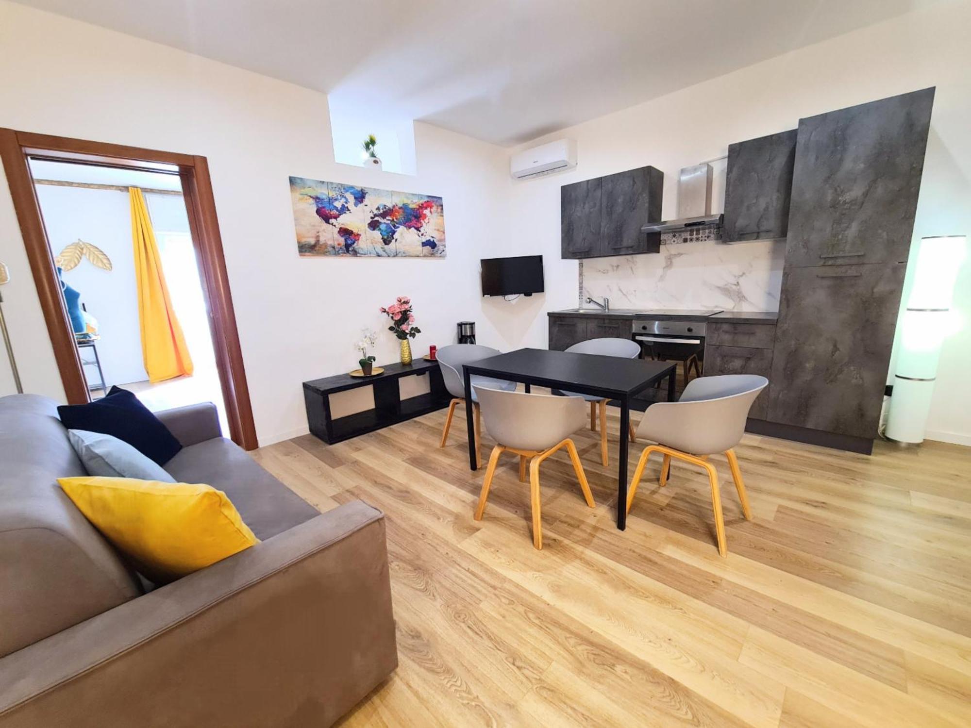 バーリLuxury Flat In Center By The Seaアパートメント エクステリア 写真